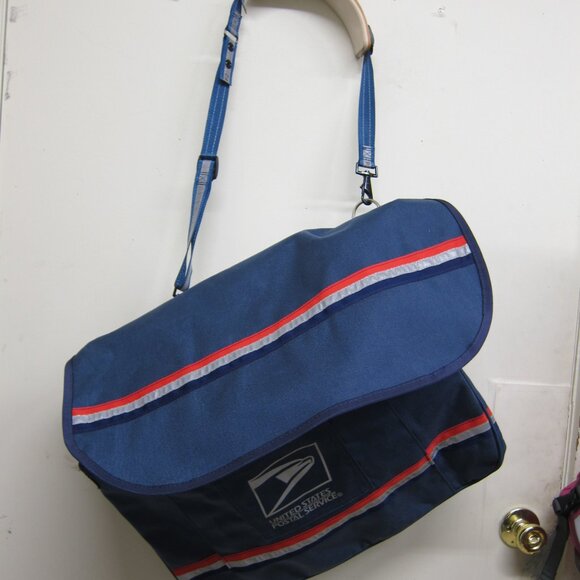 USPS Official United States Postal Service Letter Carrier Messenger Bag - Picture 1 of 6